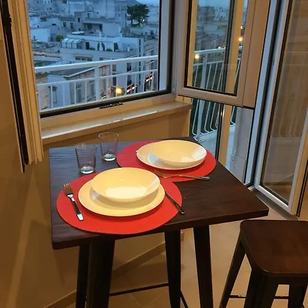 Antonella 奥斯图尼